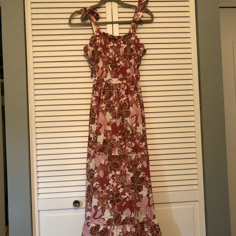 Flowered Maxi Dress - Smocked Top